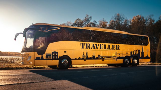 Traveller Buss